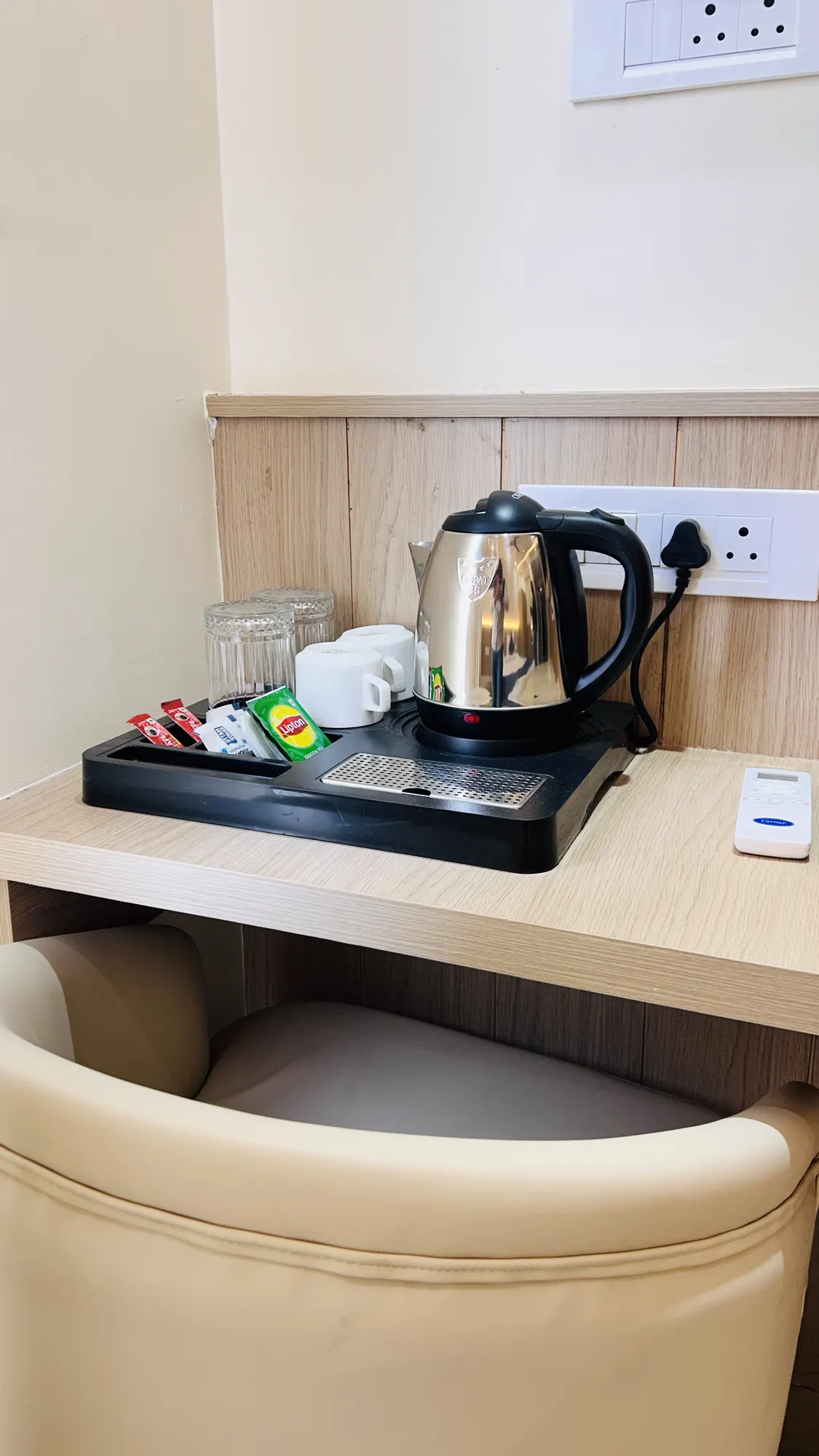 Tea and coffee corner with kettle inside a Jay Mahal room